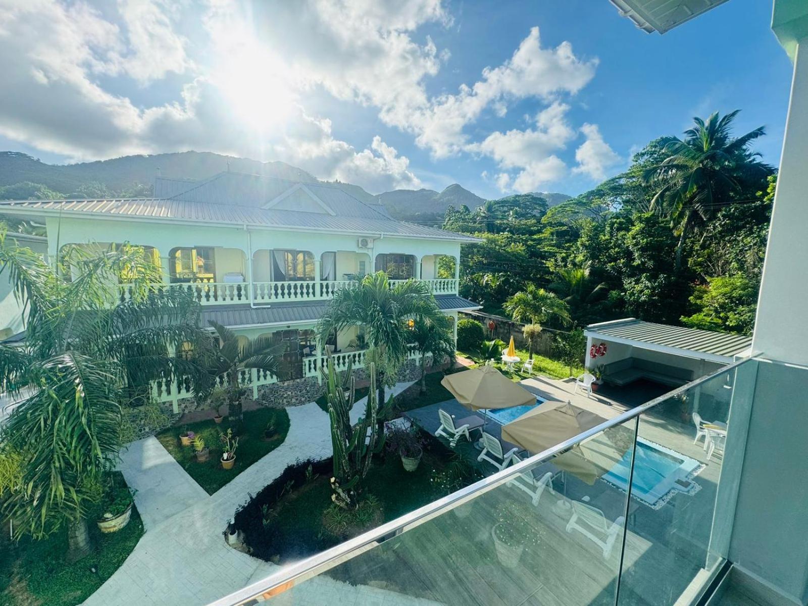 Green Palm Self Catering Anse aux Pins Buitenkant foto